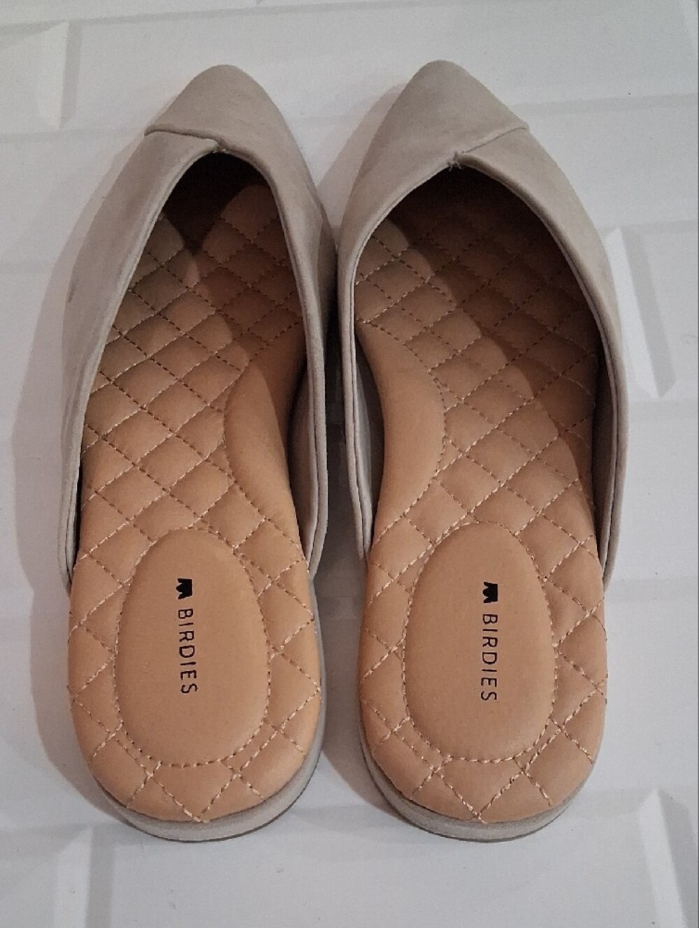 Birdies Starling Taupe Suede Pointed-Toe Slip-On Flats Size 9 - Picture 6 of 9
